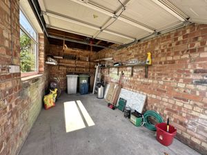 Photo 16- click for photo gallery
